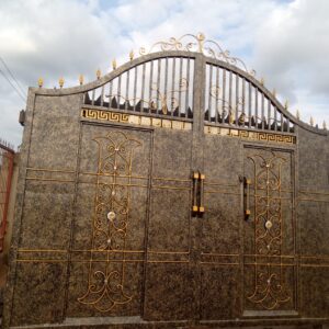 Royal Checker Plate Gates